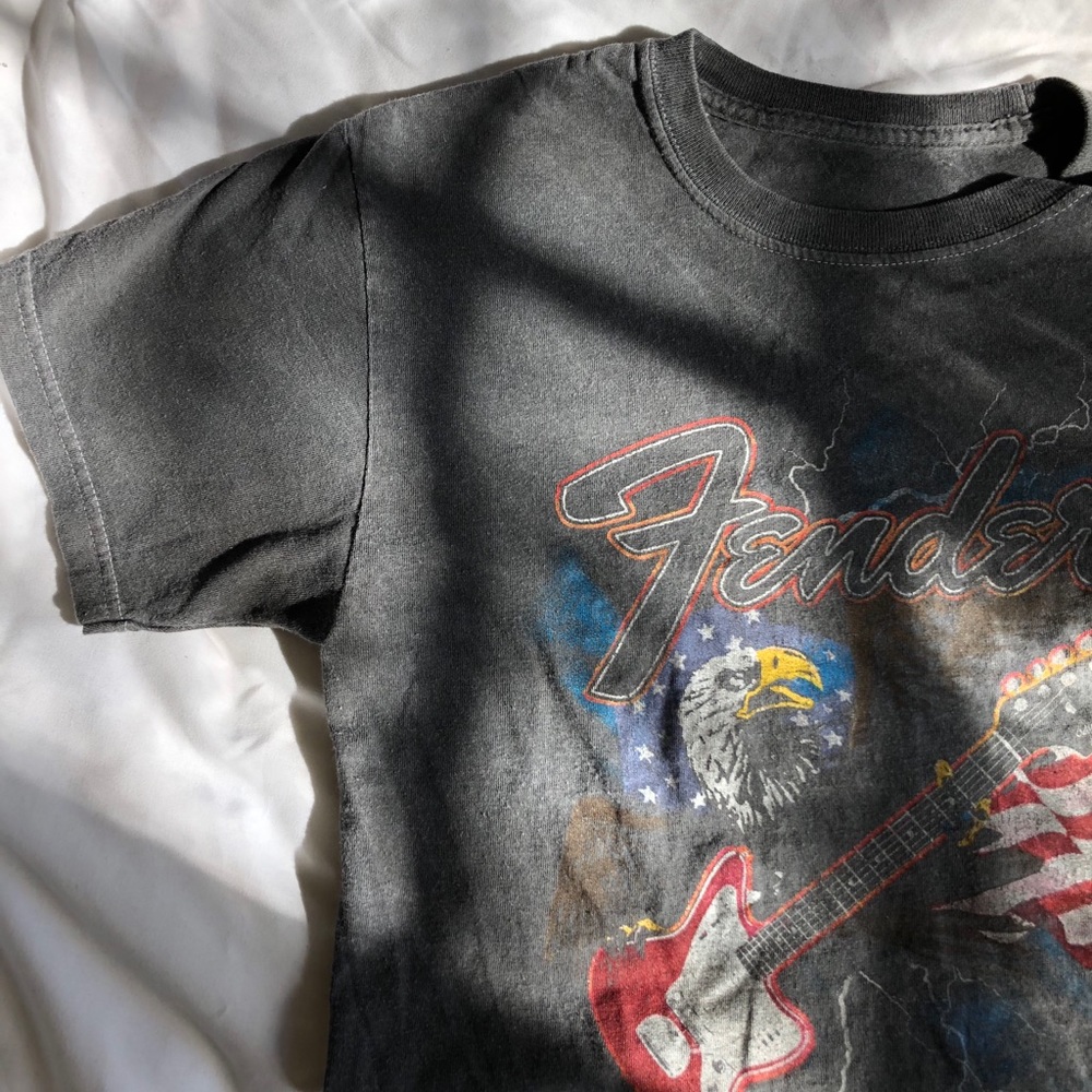 Vintage look grey fender America retro t shirt